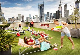 Space Hotel - Hostel
