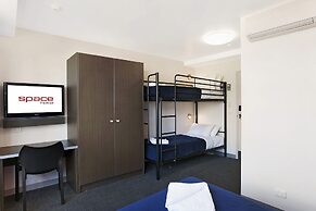 Space Hotel - Hostel