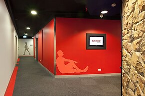 Space Hotel - Hostel