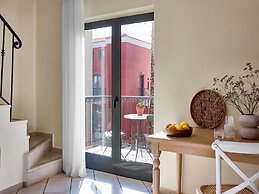 Grecotel Plaza Beach House