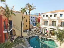 Grecotel Plaza Beach House