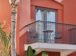 Grecotel Plaza Beach House