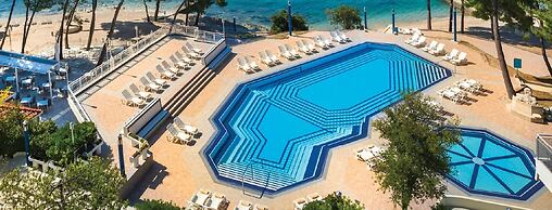 Aminess Vival Grand Azur Hotel