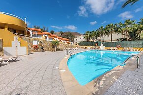 Apartamentos Punta Marina by LIVVO