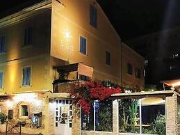 Sud Hotel