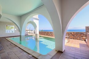 Atalaya de Jandía by LIVVO