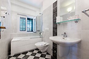 Slavija Culture Heritage Hotel