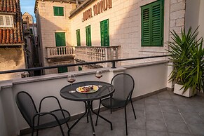 Slavija Culture Heritage Hotel