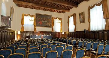 Donna Camilla Savelli – VRetreats