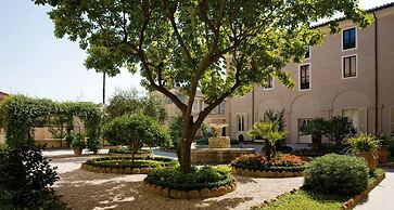 Donna Camilla Savelli – VRetreats