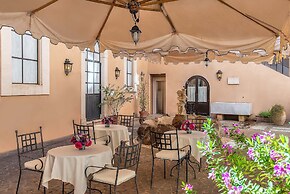 Donna Camilla Savelli – VRetreats