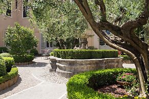 Donna Camilla Savelli – VRetreats