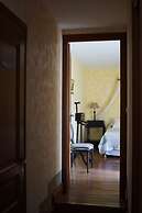 Manoir Des Douets Fleuris