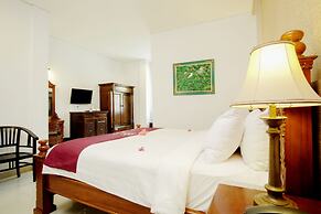 Puri Saron Senggigi Hotel