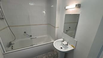 Diamond Hotel