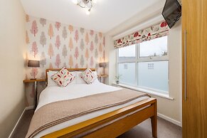 Thornbank House - inc off-site Health Club