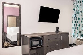 La Quinta Inn & Suites by Wyndham Norfolk