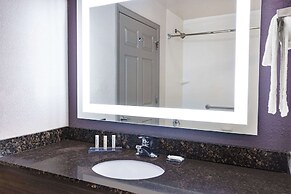 La Quinta Inn & Suites by Wyndham Norfolk