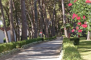 Village Galijot Plava Laguna