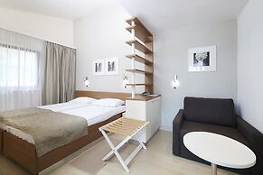 Village Galijot Plava Laguna