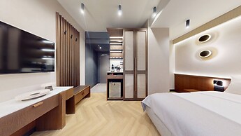 Trianon Hotel