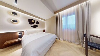 Trianon Hotel