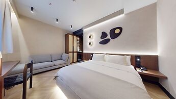 Trianon Hotel
