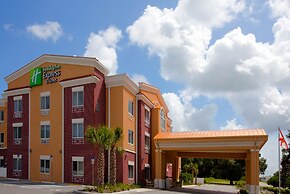 Holiday Inn Express Hotel & Suites Brooksville, an IHG Hotel