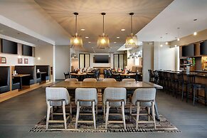 DoubleTree by Hilton Chicago Midway Airport