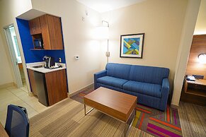 Holiday Inn Express & Suites Ontario, an IHG Hotel