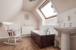 Aynetree Guest House