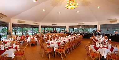 Chariot Beach Resort