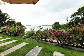 Andaman Cannacia Resort & Spa