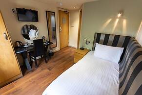 The Great Hallingbury Manor Hotel