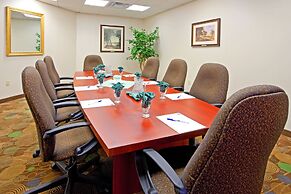 Holiday Inn Express & Suites Albany Airport Area - Latham, an IHG Hote