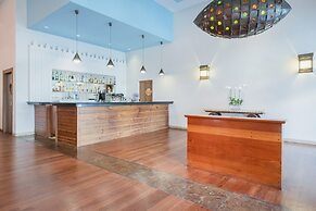 Iberostar Waves Rose Hall Beach - All Inclusive