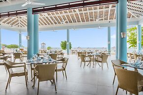Iberostar Waves Rose Hall Beach - All Inclusive