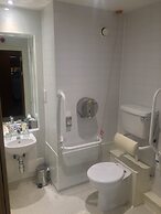 Alona Hotel