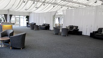 Alona Hotel