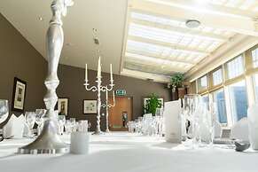 Alona Hotel