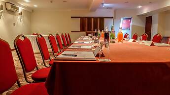 Alona Hotel
