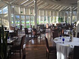 Alona Hotel
