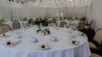 Alona Hotel