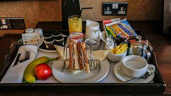 Alona Hotel