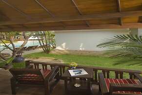 Thai House Beach Resort