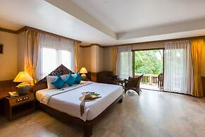 The Fair House Beach Resort & Hotel