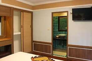 The Fair House Beach Resort & Hotel
