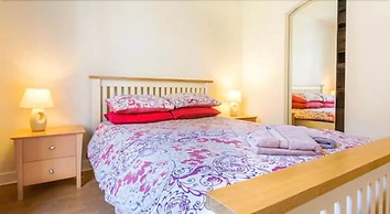 London Tower Bridge Apartments