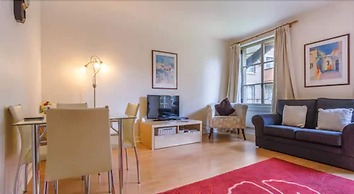 London Tower Bridge Apartments