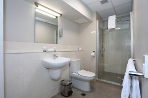 Quality Suites Central Square